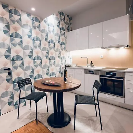Διαμέρισμα Gk Apartment, *